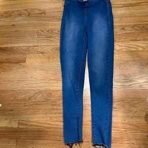 Free People pull on raw hem Jean legging
